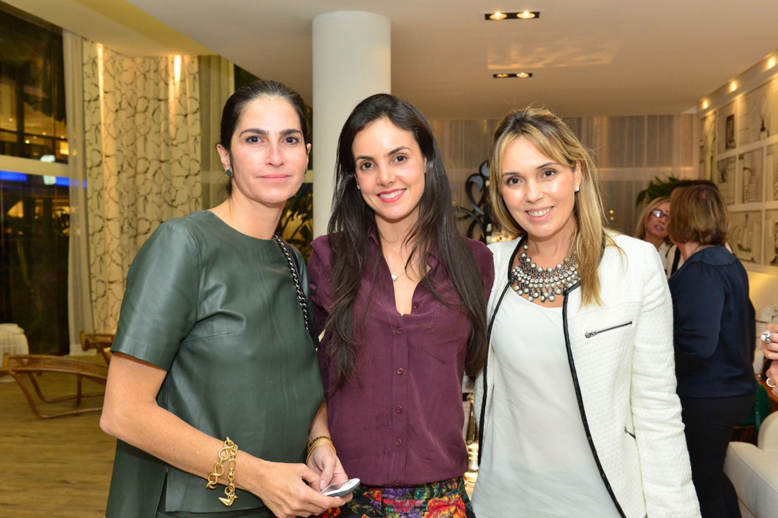 Ana Lúcia JucáJANTAR ESPAÇO MOSTRA ARTEFACTO – 14/05/2013