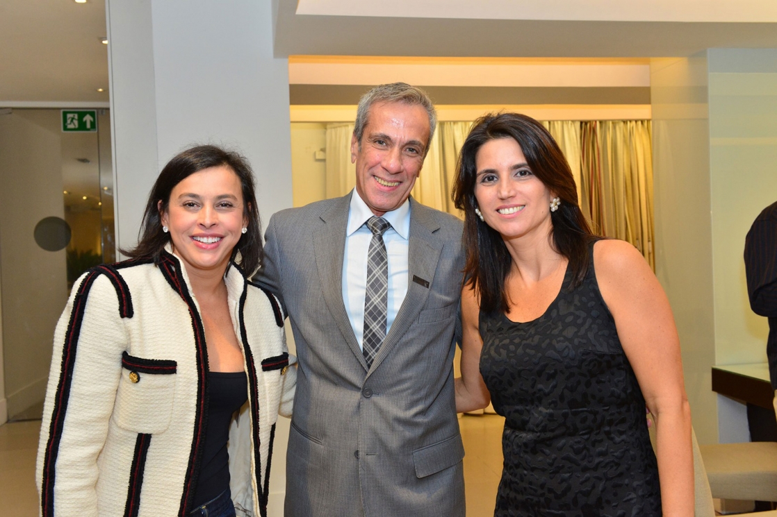 Ana Lúcia JucáJANTAR ESPAÇO MOSTRA ARTEFACTO – 14/05/2013