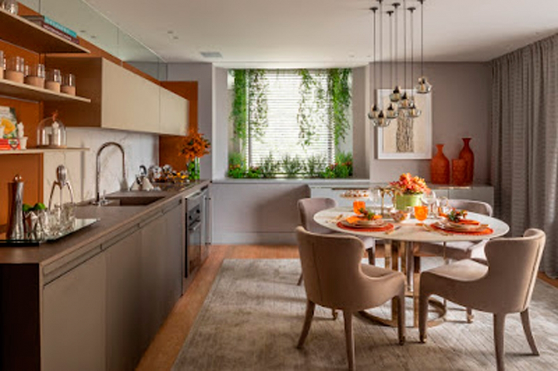 Ana Lúcia Jucá(Português do Brasil) PATRICIO NUNES – SETEMBRO/2018